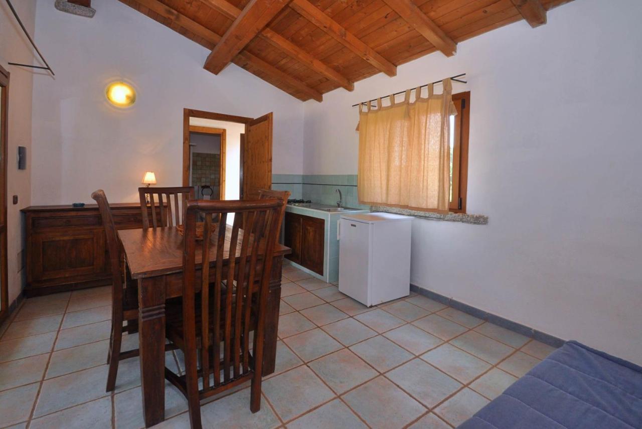 Mare Di Ginepri Apartamento Badesi Exterior foto