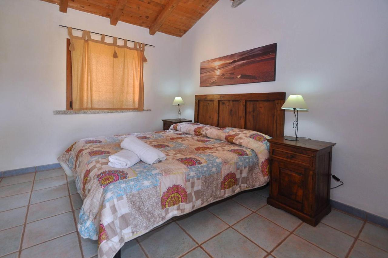 Mare Di Ginepri Apartamento Badesi Exterior foto